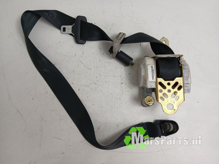 Veiligheidsgordel rechts-voor van een Nissan Micra, Auto-onderdelen, Interieur en Bekleding, Nissan, Gebruikt, 3 maanden garantie