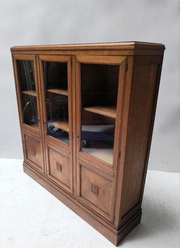 Antieke eiken demontabele Art Deco  boekenkast  beschikbaar voor biedingen
