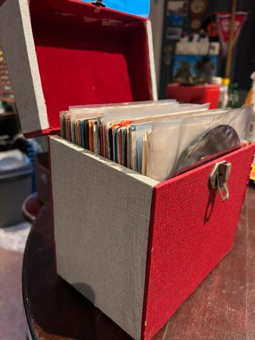 Vinyl Singels 7” Nederlandstalig Piraat beschikbaar voor biedingen