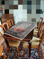 Queen ann tafel met 4 stoelen en de tafel kun je uitschuiven, Huis en Inrichting, Tafels | Eettafels, Ophalen of Verzenden