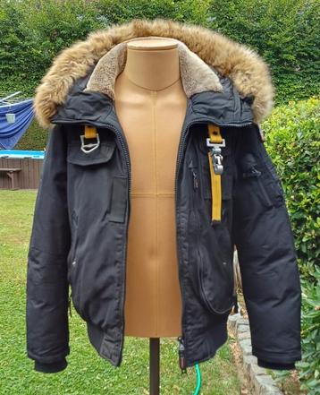 Vesten Parajumpers Super Dry Zara H&M Levis Premium enz beschikbaar voor biedingen