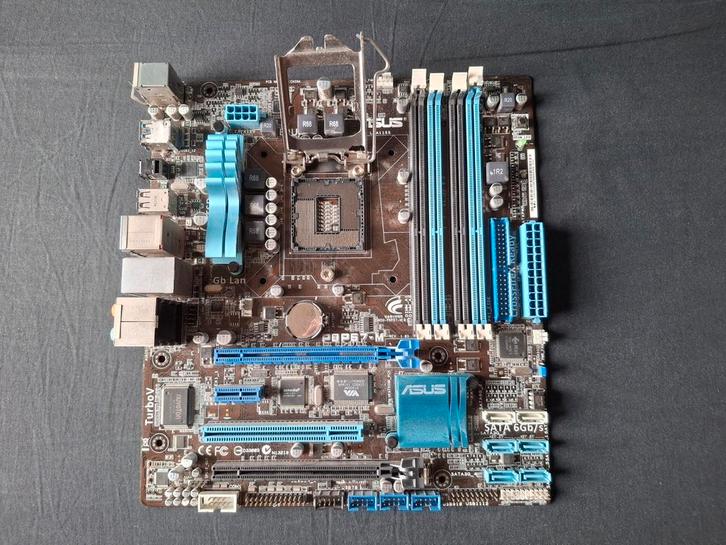 Asus P8H67-M PRO, Computers en Software, Moederborden, Zo goed als nieuw, Intel, DDR3, Ophalen of Verzenden