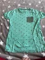 Groen t-shirt HEMA maat 134-140 met palmpjes, Gebruikt, Ophalen of Verzenden, Shirt of Longsleeve, Hema