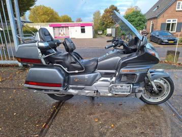 GL1500 GL 1500 Goldwing, opknapper,  bak defect! beschikbaar voor biedingen