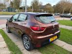 Renault Clio 0.9 TCe Authentique|AIRCO|CRUISE|LED, Auto's, Renault, Voorwielaandrijving, Gebruikt, 540 kg, Bruin
