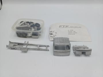Miho FTF Fd 6x4 witmetaal kit beschikbaar voor biedingen