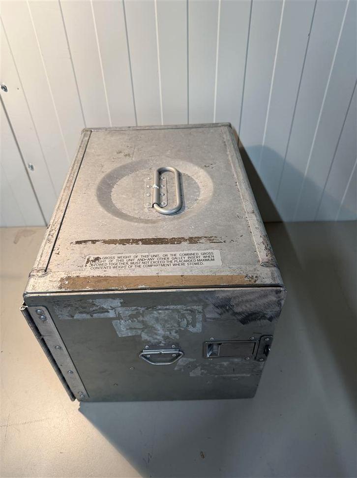 Vliegtuig aluminium kombuis comp box, Verzamelen, Luchtvaart en Vliegtuigspotten, Gebruikt, Schaalmodel, Ophalen of Verzenden