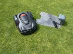 Zeer nette husqvarna 420 automower/robotmaaier met 2473 uur, Tuin en Terras, Cirkelmaaier, Ophalen of Verzenden, Zo goed als nieuw