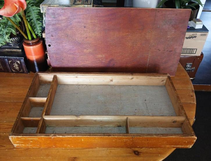 Oude kist voorheen gebruikt voor meccano, Antiek en Kunst, Curiosa en Brocante, Ophalen of Verzenden