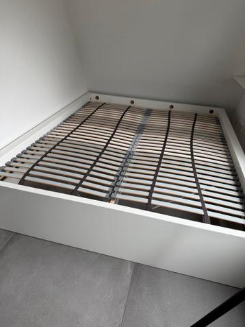 Malm Ikea bedframe met Lönset lattenbodem - afbeelding 1