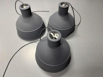 Muuto Unfold grijs 3 stuks samen 50 euro beschikbaar voor biedingen