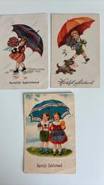 3 kinderkaarten. Kinderen onder paraplu/parasol.Rond 1930., Ophalen of Verzenden, 1920 tot 1940, Kinderen
