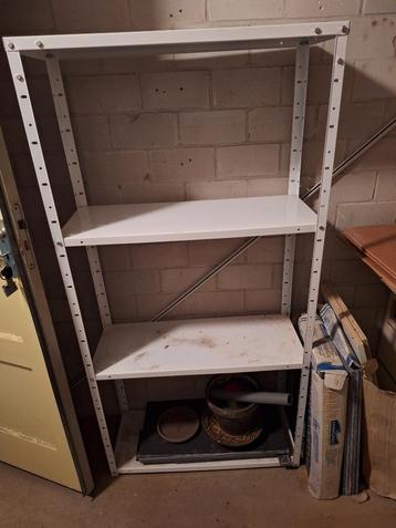 Stalen opbergrek met 4 planken – 150 cm hoog beschikbaar voor biedingen