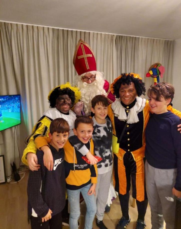Sint en Pieten op bezoek, Diversen, Sinterklaas, Nieuw, Ophalen