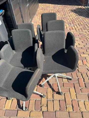 6 bureaustoelen verstelbaar beschikbaar voor biedingen