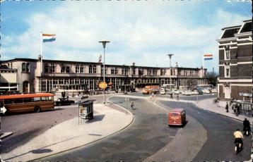 Utrecht station arch. Van Ravesteijn Autobussen  beschikbaar voor biedingen