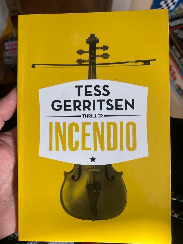 Incendio - Tess Gerritsen Thriller, Boeken, Thrillers, Zo goed als nieuw, Nederland, Ophalen of Verzenden