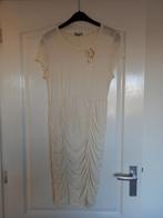 Cremé jurk, Maat 38/40 (M), Overige kleuren, Ophalen of Verzenden, Knielengte