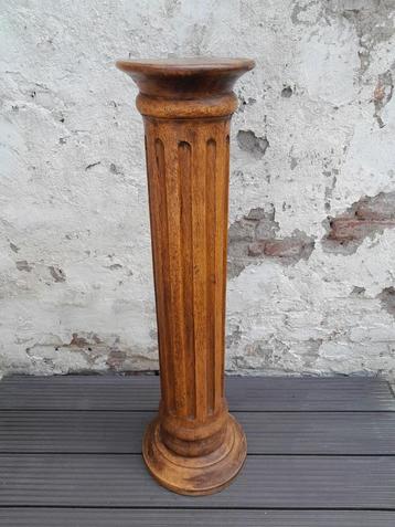 Antieke houten zuil pilaar piedestal plantentafel 101cm hoog beschikbaar voor biedingen