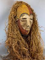 250904 Afrikaans Galoa masker met Raffia uit Gabon, Ophalen of Verzenden