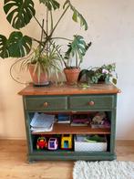 Leuke, stevige houten kast die wat opknap-liefde nodig heeft, Huis en Inrichting, Kasten | Overige, Ophalen, Gebruikt