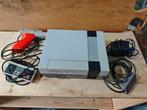 Nintendo 8-bit met games en Zap Gun, Ophalen, Zo goed als nieuw, Met 1 controller, Met games