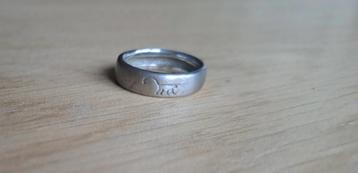 Zilveren Kipling ring beschikbaar voor biedingen