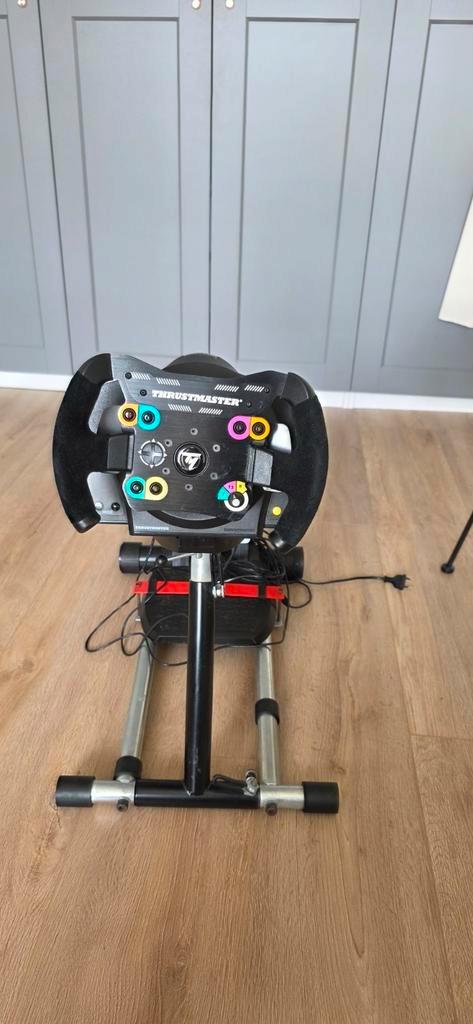 Thrustmaster T300 Racing Wheel Servo Base, Spelcomputers en Games, Spelcomputers | Xbox | Accessoires, Zo goed als nieuw, Stuurtje of Sportattribuut