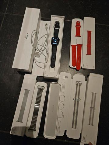 Apple Watch serie 3 met verschillende bandjes