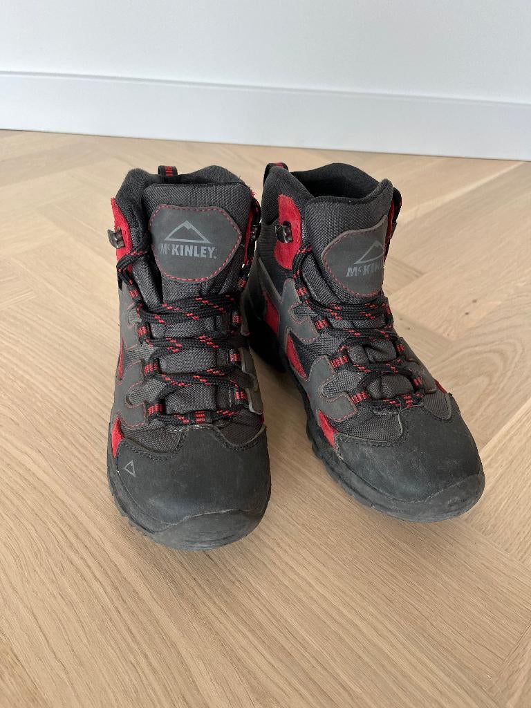 Bergschoenen McKinley maat 34, Sport en Fitness, Bergsport en Wandelen, Ophalen of Verzenden, Zo goed als nieuw, Schoenen