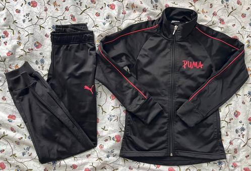 Puma trainingspak meisje maat 140 zwart/roze joggingpak set, Kinderen en Baby's, Kinderkleding | Maat 140, Zo goed als nieuw, Meisje