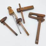 Partijtje houten gereedschappen: kruishouten, klemmen, Antiek en Kunst, Antiek | Gereedschap en Instrumenten, Ophalen of Verzenden
