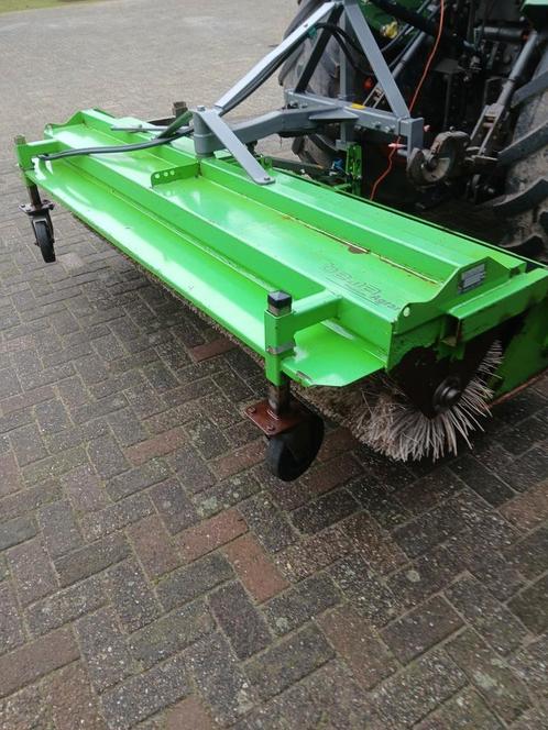 Zwaar onderstel regenmoter / BEMA Veegmach/, Zakelijke goederen, Agrarisch | Onderdelen | Banden, Velgen en Assen, Ophalen