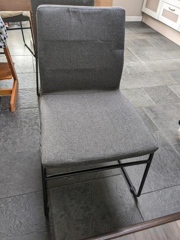 Eetkamerstoelen 4 van het merk HAMMEL