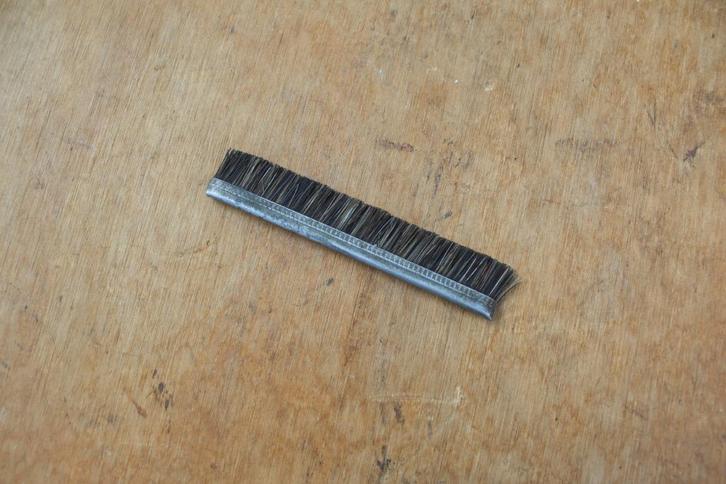 = US m1 Garand Rifle Cleaning Brush 1944 Dated Amerikaans =, Verzamelen, Militaria | Tweede Wereldoorlog, Amerika, Ophalen of Verzenden