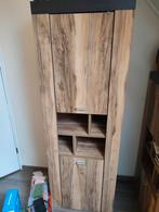 Hoge kast, Huis en Inrichting, Kasten | Kledingkasten, Gebruikt, Overige houtsoorten, 100 tot 150 cm, Met deur(en)