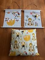 2 nieuwe textielposters + nieuw kussen Luiaard/Oerwoud, Ophalen of Verzenden, Nieuw, Kleed of Kussen