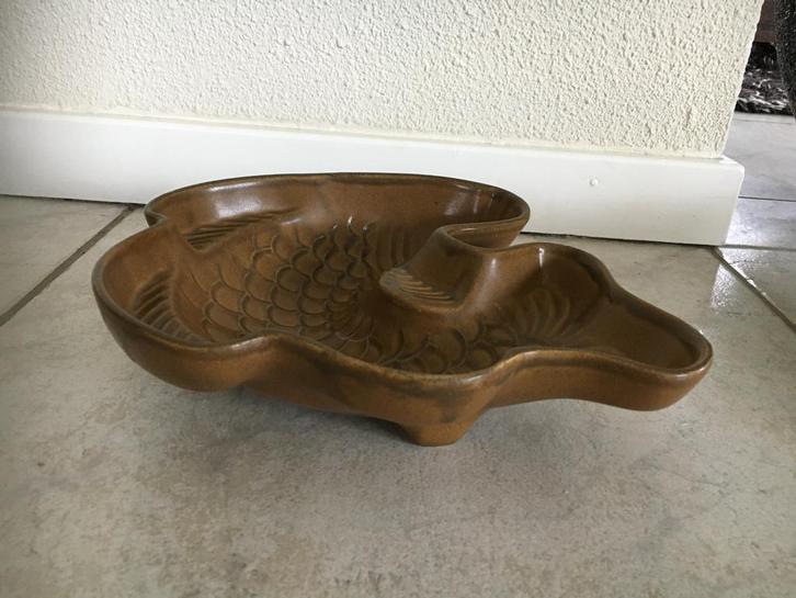 puddingvorm visvorm bakvorm kromme vis 750 ml aardewerk, Huis en Inrichting, Keuken | Keukenbenodigdheden, Zo goed als nieuw, Ophalen of Verzenden