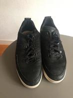 Nubikk Zwarte Sneakers Maat 41 - Witte Zool, Kleding | Heren, Schoenen, Zwart, Ophalen of Verzenden, Sneakers of Gympen, Gedragen