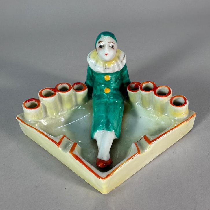 Art Deco asbak met Pierrot  lusterglazuur, Japan  ca. 1930, Antiek en Kunst, Antiek | Porselein, Ophalen of Verzenden