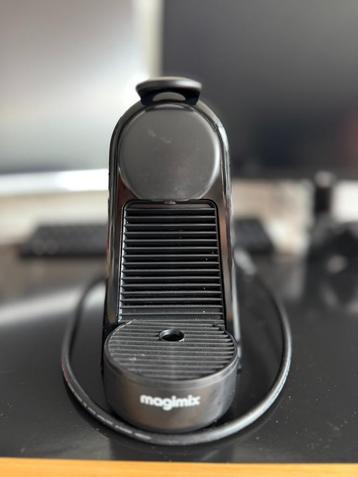 Nespresso Machine Magimix mini beschikbaar voor biedingen