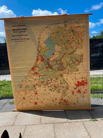 Grote wandkaart/schoolplaat van nederland beschikbaar voor biedingen