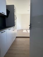 Studio's te huur, Huizen en Kamers, Kamers te huur, 20 tot 35 m², Groningen