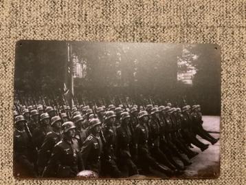 Metalen wandbordje 20x30 cm Wehrmacht parade Duitsland beschikbaar voor biedingen