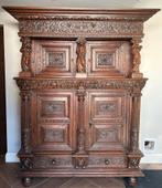 Antieke Noord-Nederlandse beelden kast uit de 16e eeuw, Antiek en Kunst, Antiek | Meubels | Kasten, Ophalen