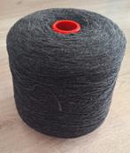 Grote koon lamswol 1.1 kilo, Ophalen of Verzenden, Zo goed als nieuw, Breien of Haken, Wol of Garen