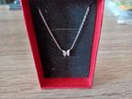 Zilvere ketting met klein vlindertje strass, Ophalen of Verzenden, Zo goed als nieuw, Zilver, Overige materialen