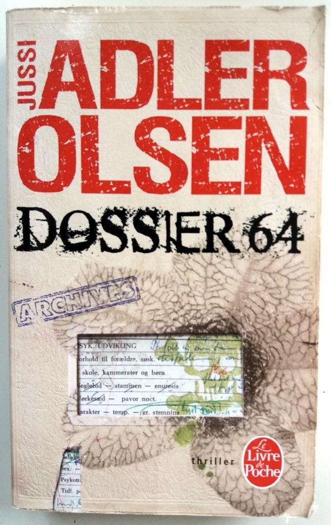 Jussi Adler Olsen - Dossier 64 (FRANSTALIG), Boeken, Taal | Frans, Gelezen, Fictie, Ophalen of Verzenden