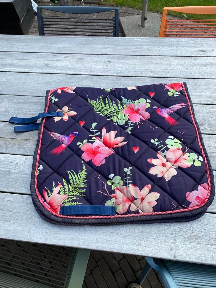 Bloemen dekje full, Dieren en Toebehoren, Paarden en Pony's | Dekens en Dekjes, Gebruikt, Dekje, Ophalen of Verzenden