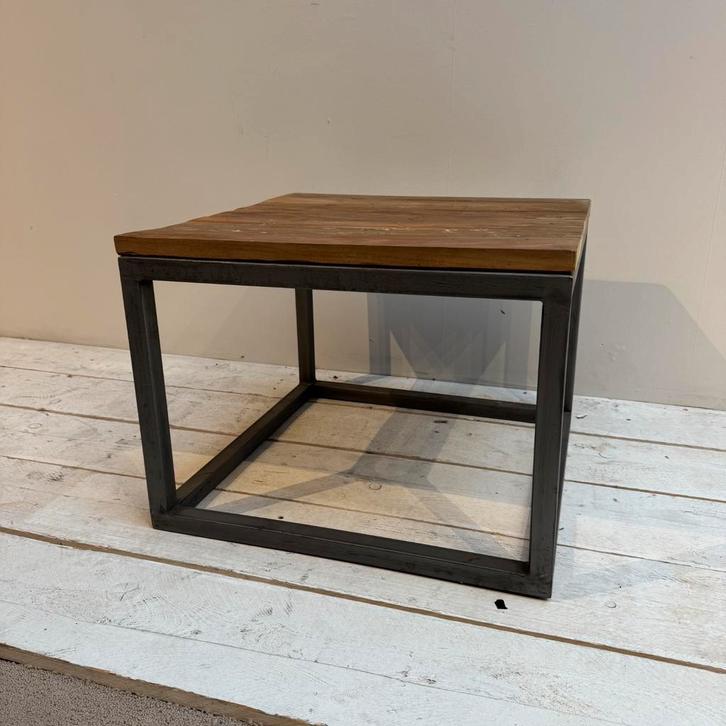 Bijzettafel Venetië, Huis en Inrichting, Kasten | Wandmeubels, Minder dan 100 cm, Minder dan 150 cm, 25 tot 50 cm, Ophalen